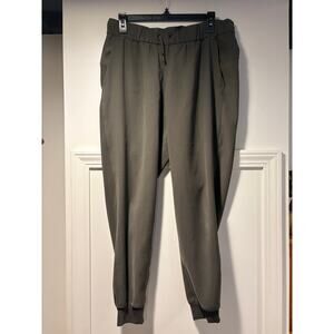Lululemon On The Fly Jogger